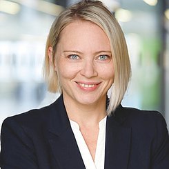 Frau Dipl.-Ök. Britta Paulzen